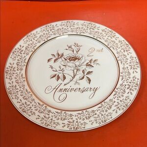 Elegant Anniversary Plate with Floral Design